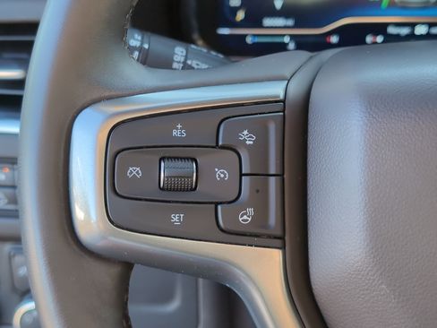 Used 2024 Chevrolet Tahoe Z71 w/ Luxury Package image 23