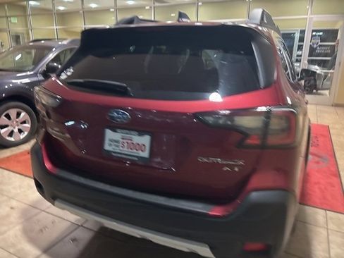 Used 2024 Subaru Outback Limited XT image 9