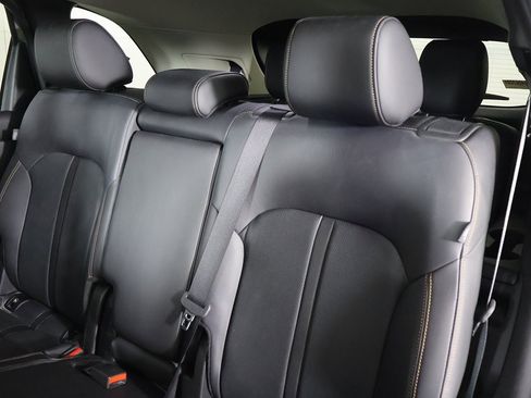 Used 2024 MAZDA CX-90 3.3 Turbo w/ Preferred Plus image 32