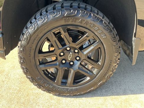 Used 2022 Chevrolet Silverado 1500 LT Trail Boss w/ Bed Protection Package image 24