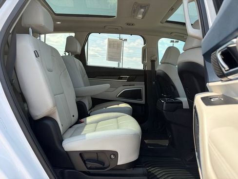 Certified 2024 Kia Telluride SX FWD image 25