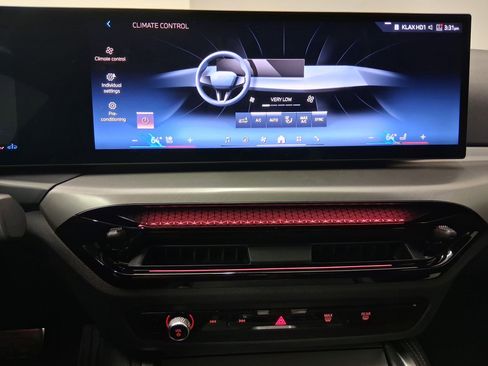 New 2026 BMW 230i Coupe w/ M Sport Package image 23