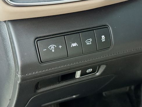 Used 2023 Hyundai Santa Fe SEL w/ Premium Package image 15