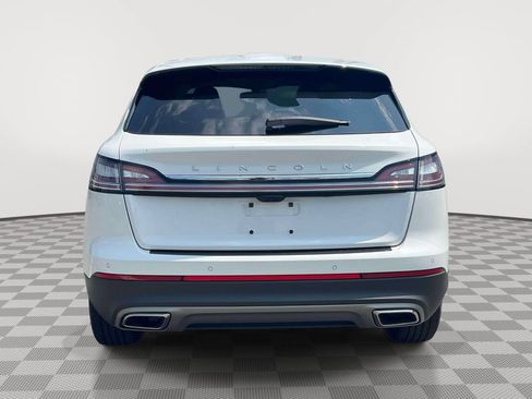 Used 2022 Lincoln Nautilus AWD w/ Premium Package image 6