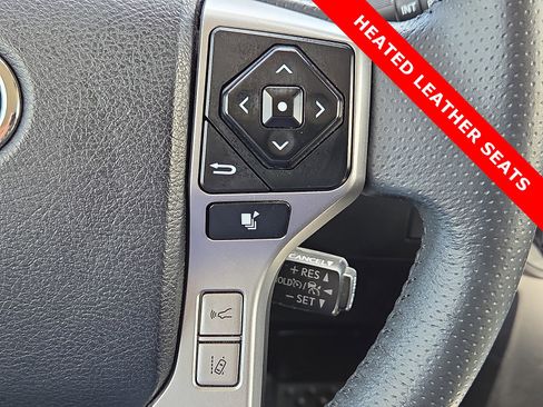 Used 2022 Toyota 4Runner SR5 Premium AWD/4WD image 22