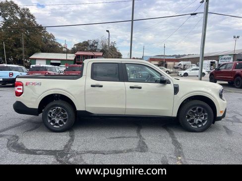 New 2025 Ford Maverick XLT w/ XLT Luxury Package AWD/4WD image 8