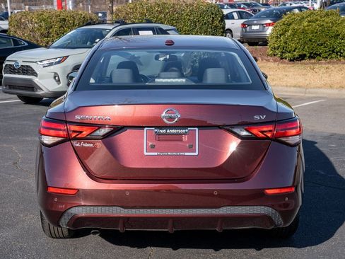 Used 2023 Nissan Sentra SV image 4