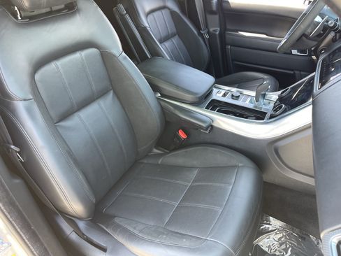Used 2021 Land Rover Range Rover Sport HST AWD/4WD image 10