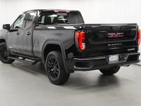 Used 2023 GMC Sierra 1500 Elevation w/ Preferred Package AWD/4WD image 5
