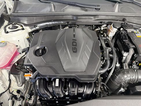 Used 2025 Hyundai Sonata SEL FWD image 33