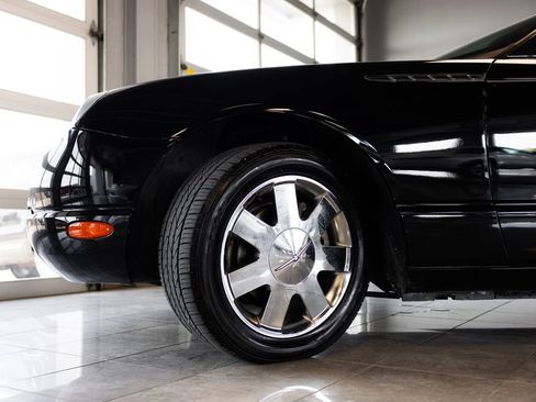 Used 2002 Ford Thunderbird RWD image 6