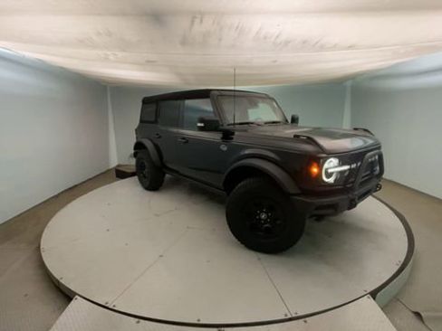 Used 2024 Ford Bronco Wildtrak AWD/4WD image 8