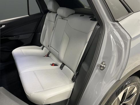 Used 2022 Volkswagen ID.4 Pro S image 29