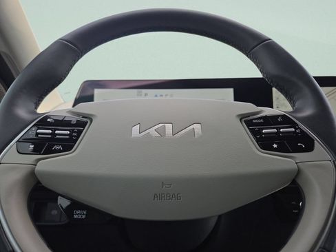 Used 2023 Kia EV6 Wind w/ Wind Technology Package AWD/4WD image 37