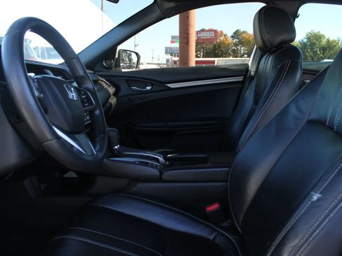 Used 2017 Honda Civic EX image 12