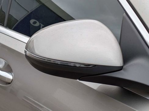 Used 2022 Mercedes-Benz C 300 Sedan image 12