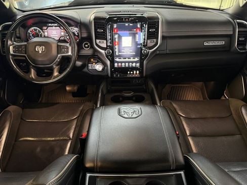Used 2021 RAM 1500 Laramie AWD/4WD image 18
