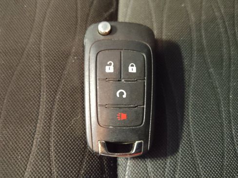 Used 2016 Buick Encore Convenience FWD image 32