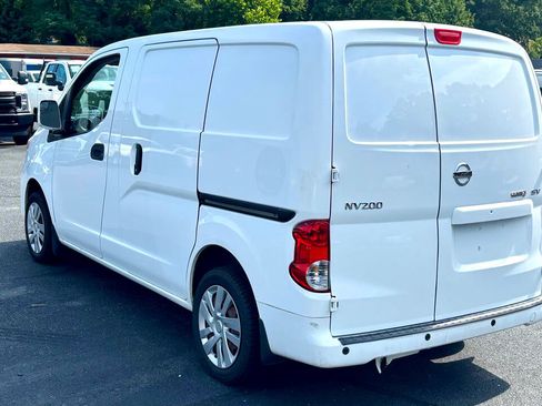 Used 2017 Nissan NV200 SV w/ Technology Package image 8