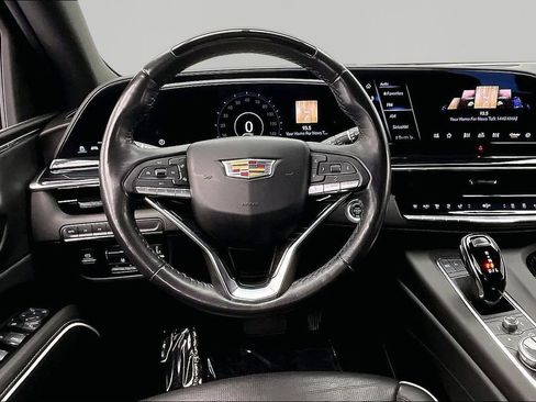 Used 2024 Cadillac Escalade Sport AWD/4WD image 5