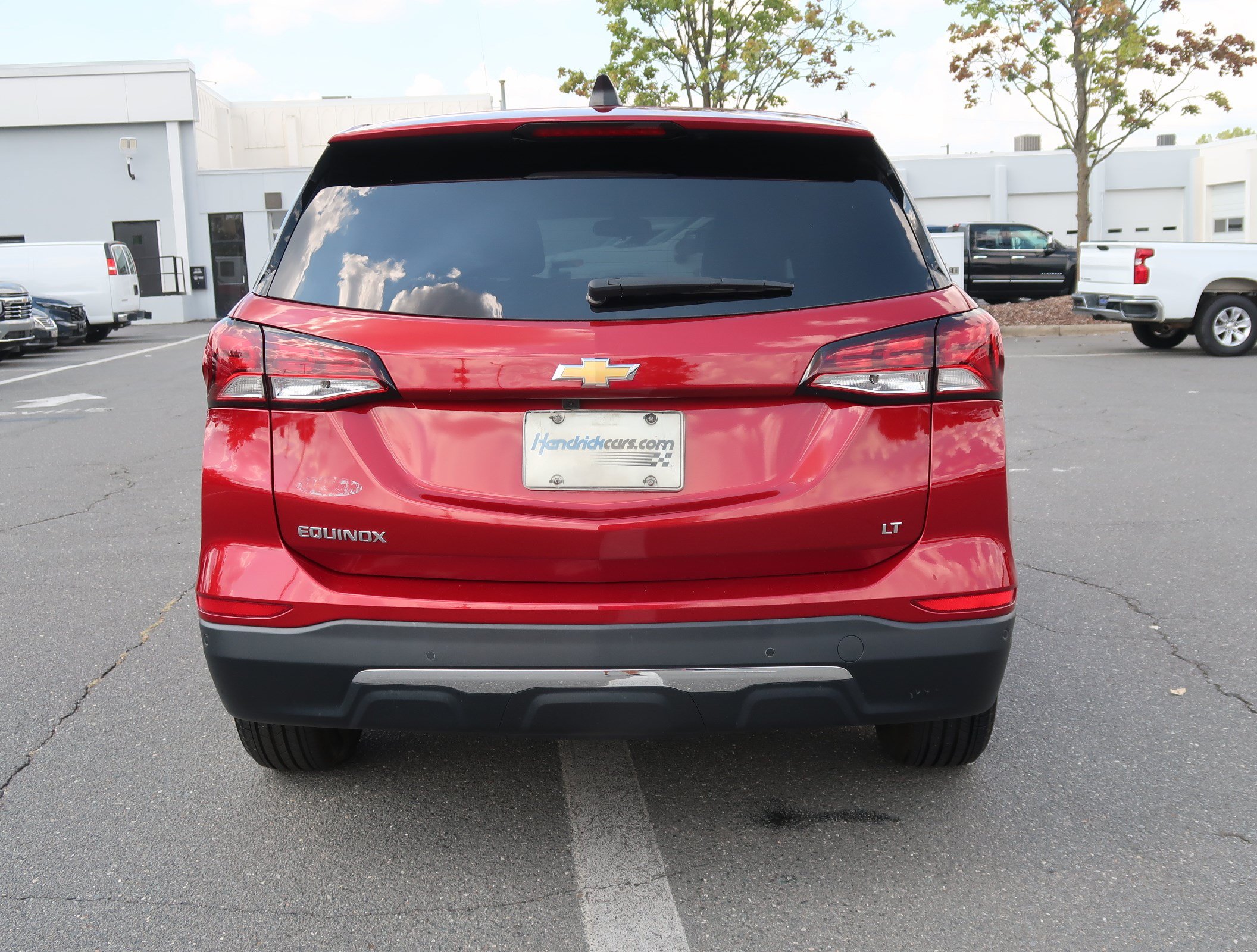 Used 2023 Chevrolet Equinox LT FWD image 9
