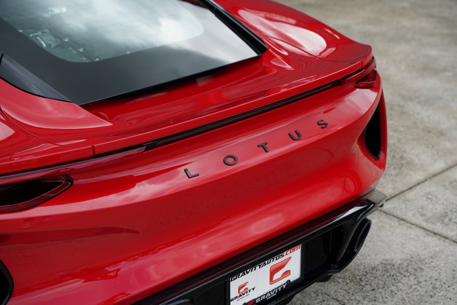 Used 2025 Lotus Emira RWD image 12