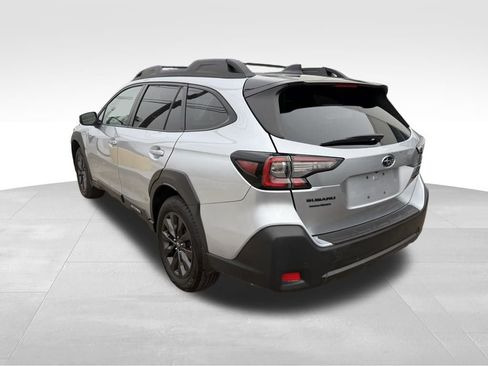 Used 2024 Subaru Outback Onyx Edition image 4