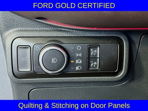 Used 2025 Ford Explorer Platinum w/ LUX Leather Package image 10