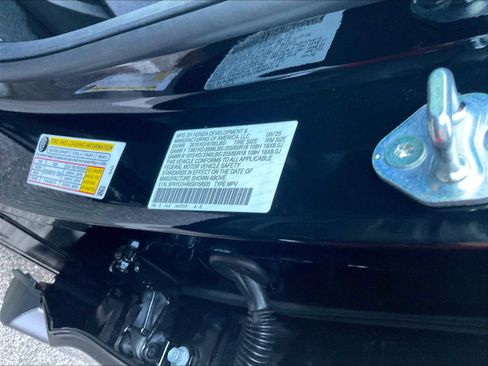 New 2025 Honda Pilot EX-L image 18