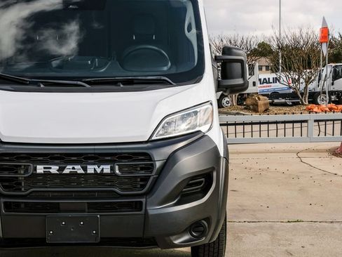 Used 2023 RAM ProMaster 2500 FWD image 39