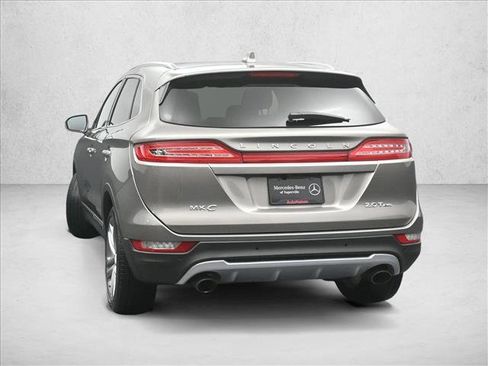 Used 2017 Lincoln MKC Reserve image 5