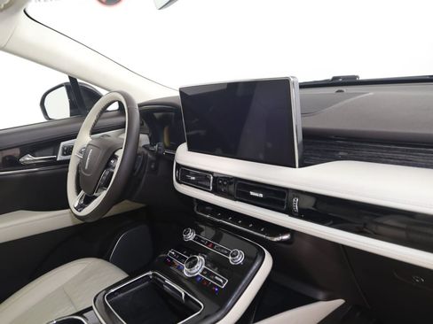 Used 2023 Lincoln Nautilus Black Label AWD/4WD image 43