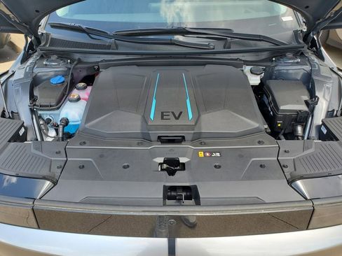 New 2024 Hyundai Ioniq 5 Limited image 34