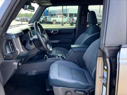 Used 2023 Ford Bronco Outer Banks AWD/4WD image 8