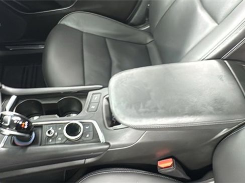 Used 2025 Cadillac XT5 Premium Luxury image 35