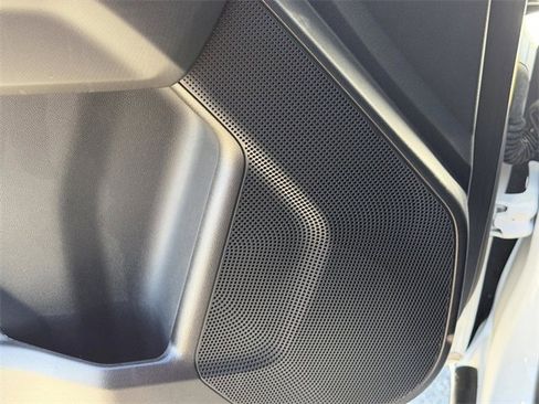 New 2025 Chevrolet Colorado LT image 17