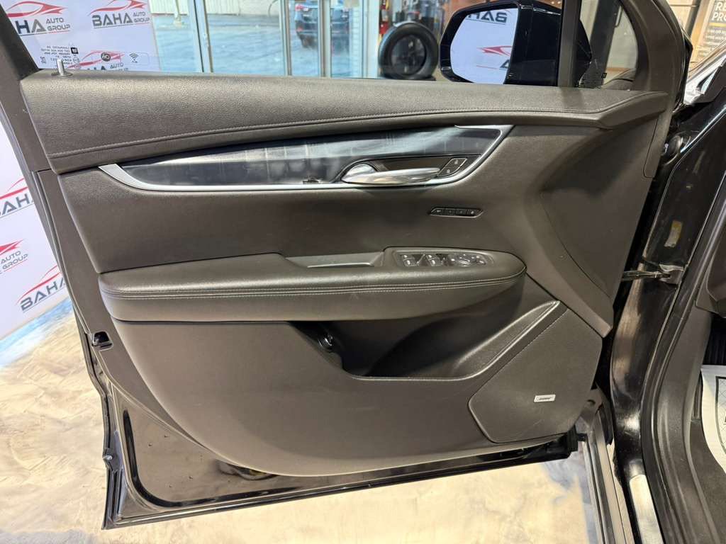 Used 2021 Cadillac XT6 Luxury FWD image 30