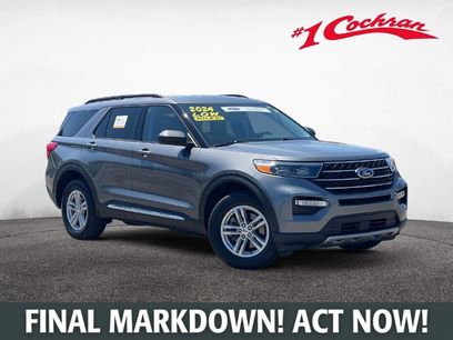 Certified 2024 Ford Explorer XLT w/ Equipment Group 202A