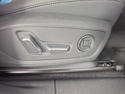 New 2026 Audi Q3 quattro 2.0T AWD/4WD image 46