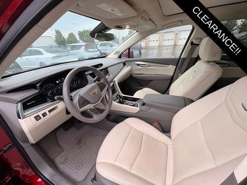 Used 2023 Cadillac XT5 Premium Luxury FWD image 10