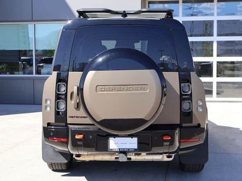Used 2025 Land Rover Defender 130 X AWD/4WD image 9