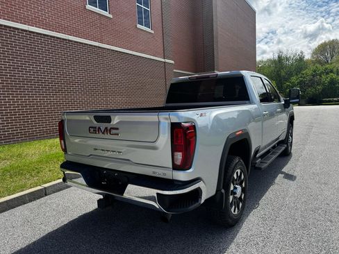 Used 2021 GMC Sierra 2500 SLE w/ SLE Convenience Package AWD/4WD image 10