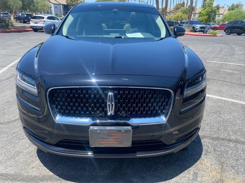 Certified 2022 Lincoln Nautilus Reserve AWD/4WD image 2