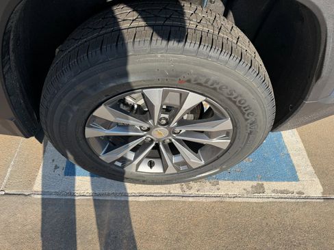 New 2026 Chevrolet Equinox LT w/ Safety and Technology Package image 15