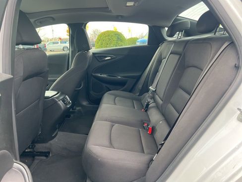 Used 2024 Chevrolet Malibu LT image 24