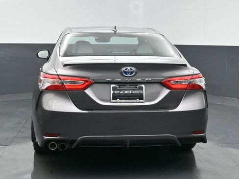 Used 2020 Toyota Camry SE FWD image 7