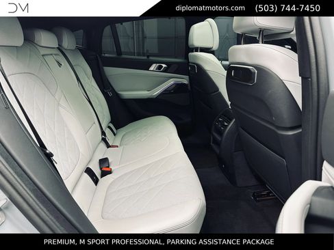 Used 2025 BMW X6 xDrive40i w/ Premium Package AWD/4WD image 21