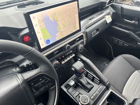 Used 2025 Toyota Tacoma TRD Off-Road w/ TRD Off Road Upgrade Package image 35