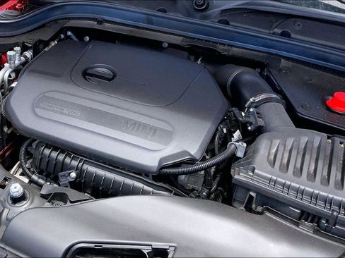 Used 2020 MINI Cooper 2-Door Hardtop FWD image 31