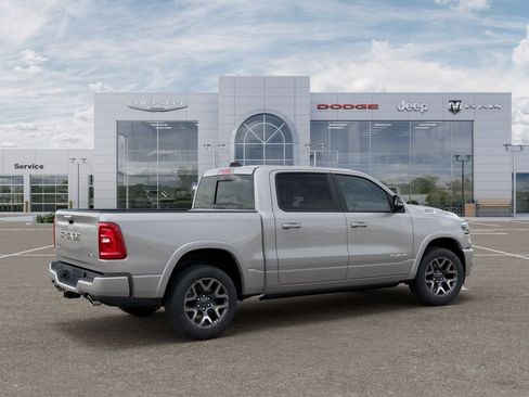 New 2026 RAM 1500 Laramie AWD/4WD image 4